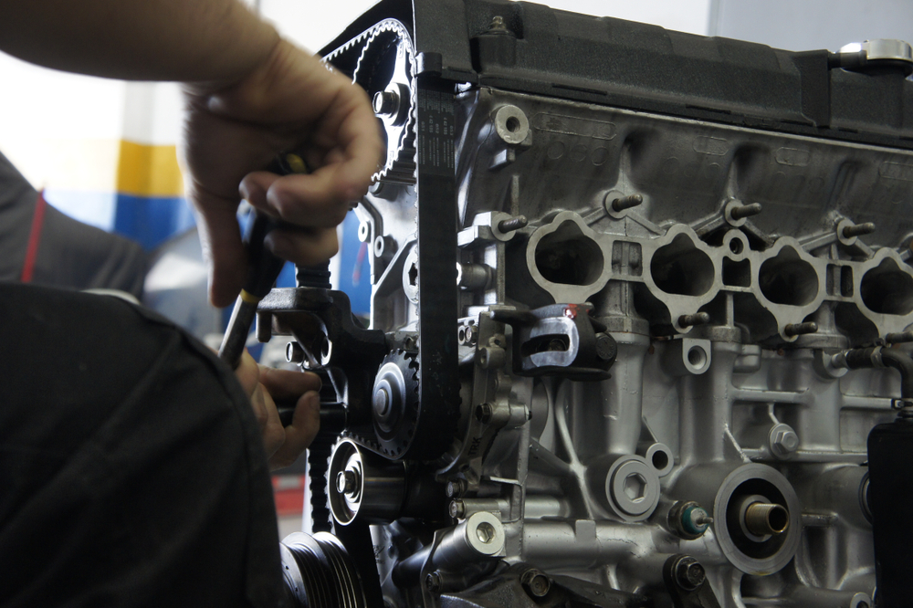 Engine,Rebuilding,And,Timing